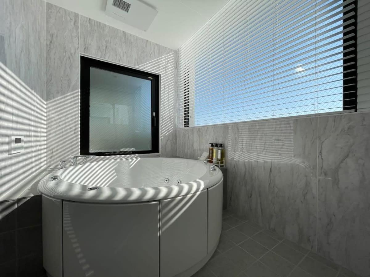 Bhotel Nekoyard - Scenic Penthouse Studio With Jacuzzi & Spacious Terrace 广岛 外观 照片